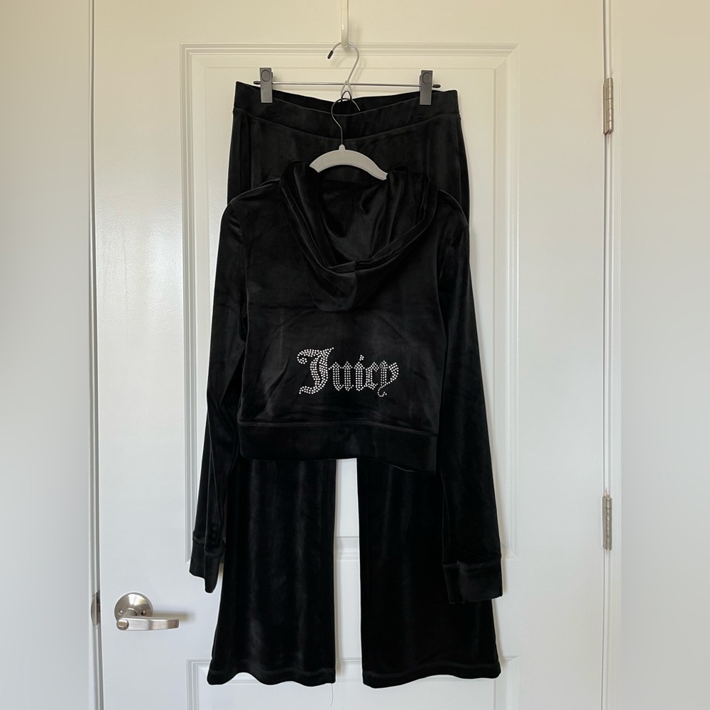 M Black Velour Juicy Couture Rhinestone Tracksuit NWT